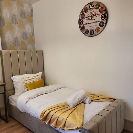 Country Style Modern Self Catering 3 Bedroom Bungalow In Μπλάκπουλ Εξωτερικό φωτογραφία